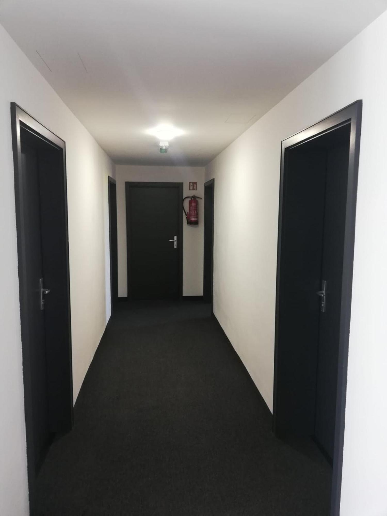 Hotel Zzzimple - Staffless & Self Check-In Pillig Esterno foto